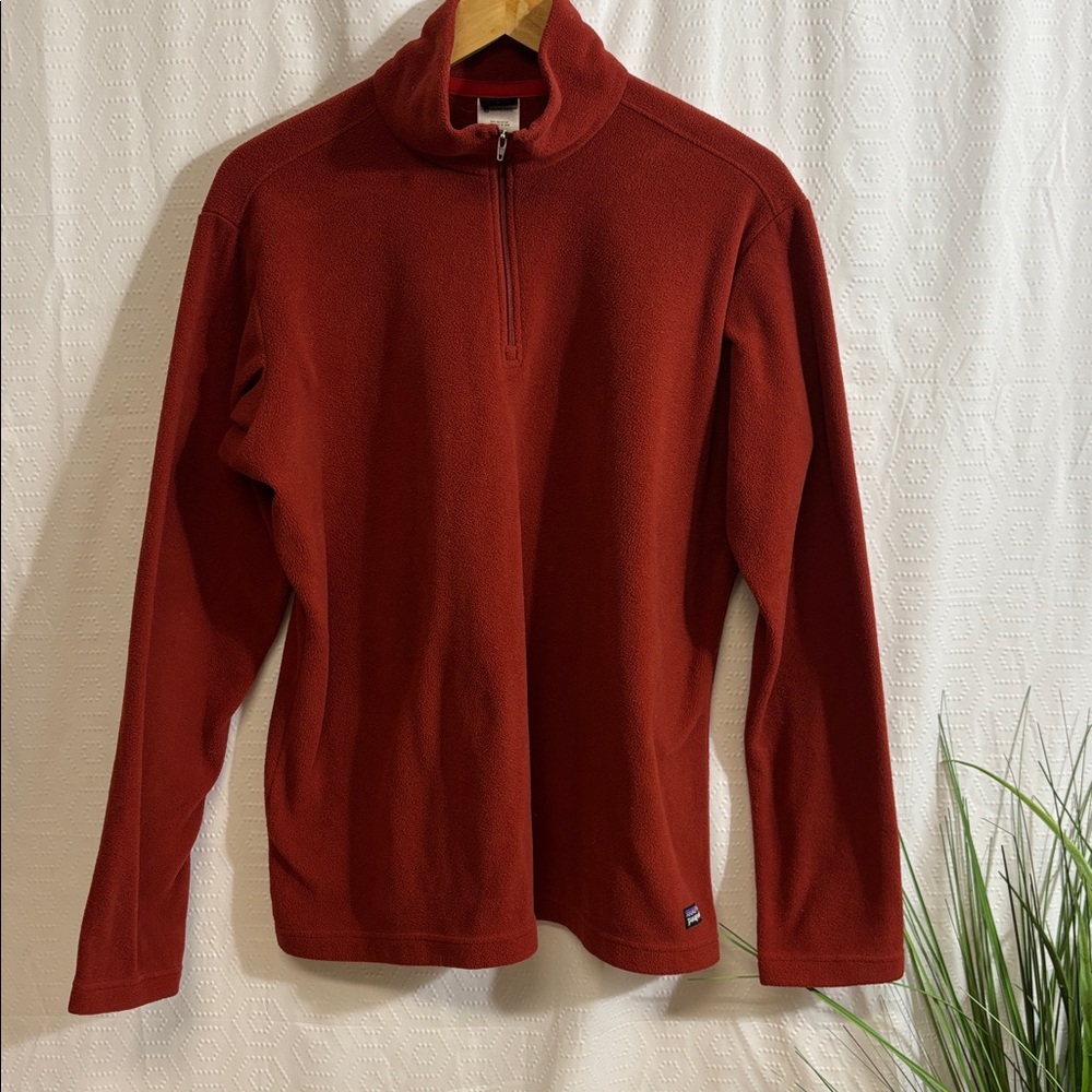 Patagonia Women’s Red Quarter-Zip Fleece Pullover